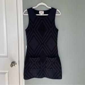 Alice + Olivia x Scoop 100% Wool Black Blue Geometric Shift Dress